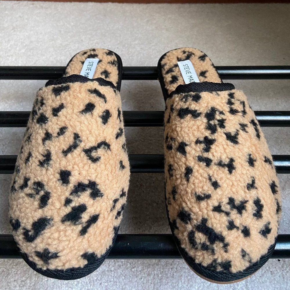 STEVE MADDEN Women Airy Plush Slippers - NEW NWOB